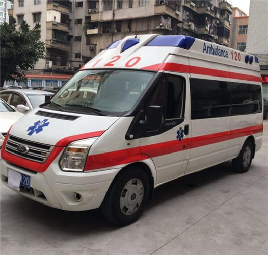小板镇专业救护车出租，您身边的生命守护者